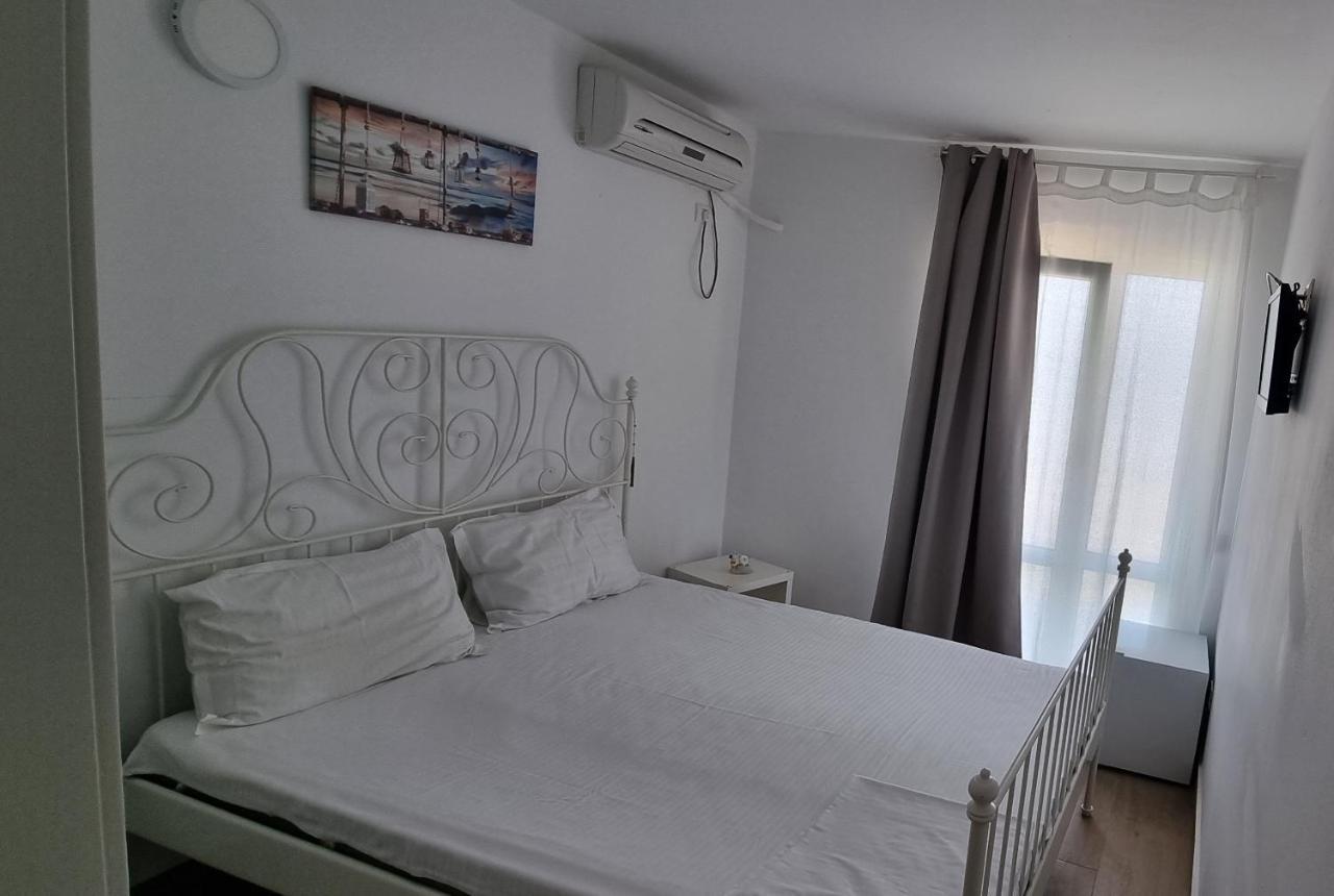 Vila Dvg קוסטינסטי מראה חיצוני תמונה